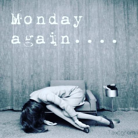 Self-portrait on a Monday morning. • #monday #mondaymotivation #mondays #tired #momlife #parenting #whydomykidswakeupat5 #mellowbaby… Funny Screen Savers, Quotes For Home, Monday Monday, Monday Again, Dad Advice, Manic Monday, Hate Mondays, Monday Quotes, Funny Thoughts