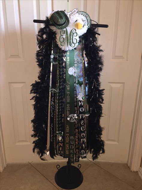 LRHS Junior Triple Mum for a Eagle Elite Dancer. Klein High School Mums, Texas Highschool Mums, Love Braid Mum, Garder Mum Homecoming, Military Braid Homecoming Mums, Homecoming Mums, Homecoming, Halloween Wreath, Dancer