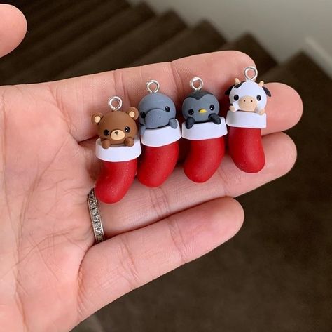 Clay Christmas Decorations, Polymer Clay Figures, Christmas Clay, Polymer Clay Sculptures, Polymer Clay Christmas, Polymer Clay Diy, Polymer Clay Animals, Cute Polymer Clay, Polymer Clay Miniatures