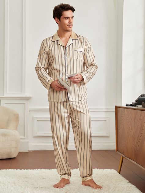 Pajama Party Outfit Ideas, Mens Night Suit, Pajama Party Outfit, Pajamas Men, Men's Sleepwear, Pajamas Aesthetic, Men Loungewear, Pyjama Party, 70s Men