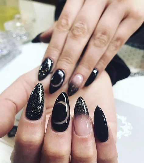 Goth Gel Manicure, Stelitto Nails, Witch Nails, Witchy Nails, Gothic Nails, Goth Nails, Her Nails, Get Nails, Beauty Queen