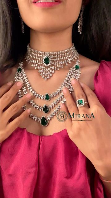 Latest Diamond Necklace Designs, Reception Jewellery, Diamond Necklace Layering, Layered Diamond Necklace, Diamond Choker Set, Diamond Earrings Indian, Layering Diamond Necklaces, American Diamond Necklace Set, Beautiful Diamond Necklace