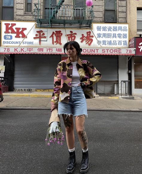 Jorts•flower bouquet•dr marten boots• china town nyc China Town Nyc, Chinatown Nyc, China Town, Dr Martens Boots, Dr. Martens, Outfit Inspirations, Cute Outfits, China, Boots