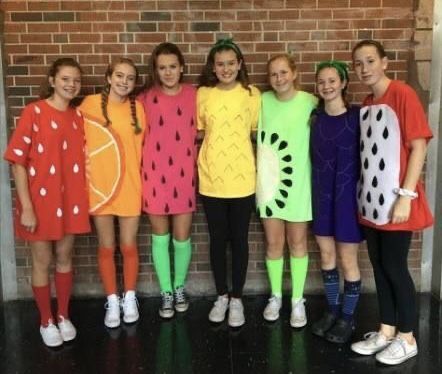 79 Award-Winning Group Halloween Costumes for girls 2020 Teacher Halloween Costumes Group, Team Halloween Costumes, 3 Blind Mice, Last Minute Diy Costumes, Girl Group Halloween Costumes, Costumes For Teenage Girl, Diy Group Halloween Costumes, Halloween Costumes For Work, Teacher Halloween Costumes