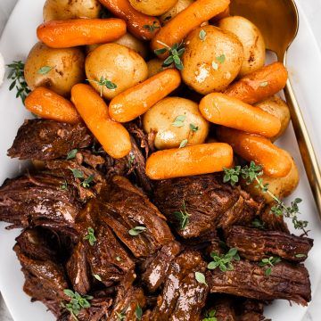 Instant Pot Pot Roast Recipe | Veronika's Kitchen Instant Pot Pot Roast Recipe, Instant Pot Pot Roast, Roasted Potatoes And Carrots, Pot Roast Recipe, Potatoes And Carrots, Sunday Dinner Recipes, Potatoes Carrots, Roast Recipe, Pot Roast Recipes