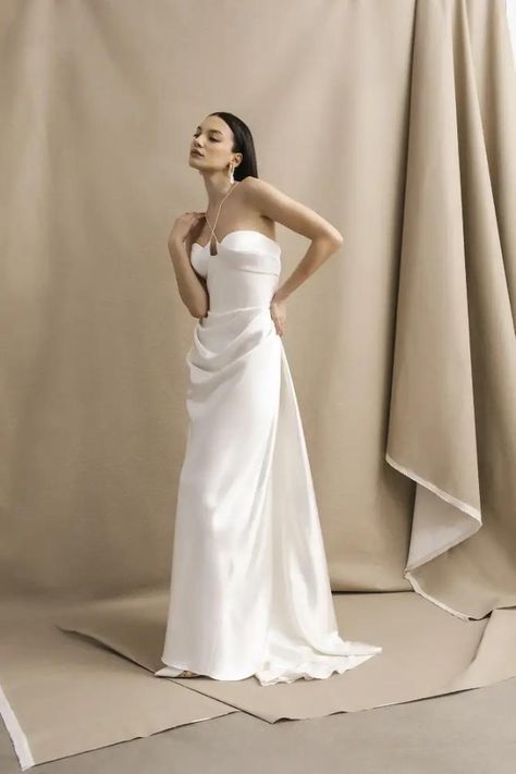 Divine Atelier LEYA. Divine Atelier, Morgan Davies, Wedding Fits, Jenny Yoo Bridesmaid, Bridal Shops, Anne Barge, Wedding Dress Gallery, Exquisite Gowns, Dress Gallery