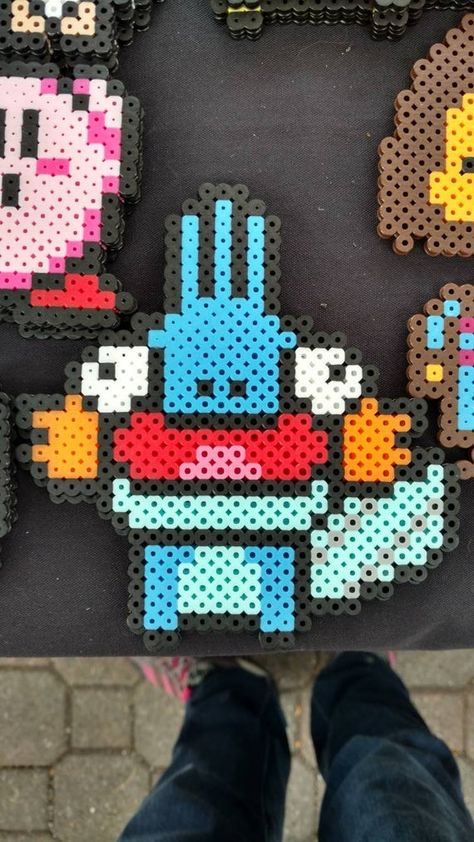 Pixel Art Sprite, Alakazam Pokemon, Bead Pixel Art, Pokémon Perler, Pokemon Perler, Modele Pixel Art, Pokemon Bead, Hamma Beads Ideas, Pokemon Perler Beads