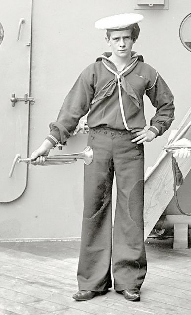 1880s-1890s Bugle boy Marines Uniform, Peter And The Starcatcher, Alexei Romanov, Vintage Sailor, Workwear Vintage, Navy Sailor, Sailor Suit, Sailor Fashion, Men In Uniform