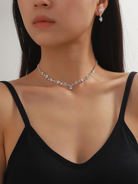 3peças Conjunto de joias decoração de strass Bridal Jewelry Ideas Diamond, Silver Formal Accessories, Silver Jewelry For Wedding, Bridesmaid Silver Jewelry, Cute Prom Jewelry, Prom Earing Ideas, Jewelry For Graduation, Prom Silver Accessories, Silver Prom Jewlrey