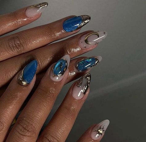 Her Nails, Gold Chrome, Nail Polishes, Glitter, Nails, Gold, Blue, White