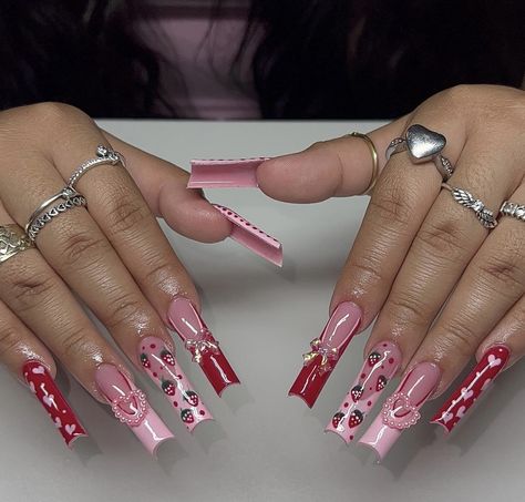 Strawberry Acrylic Nails, Strawberry Nails Acrylic, Pink Strawberry Nails, Strawberry Nail Designs, Nails Strawberry, 21st Birthday Nails, Valentine Nails Pink, Strawberry Nail Art, Strawberry Nail