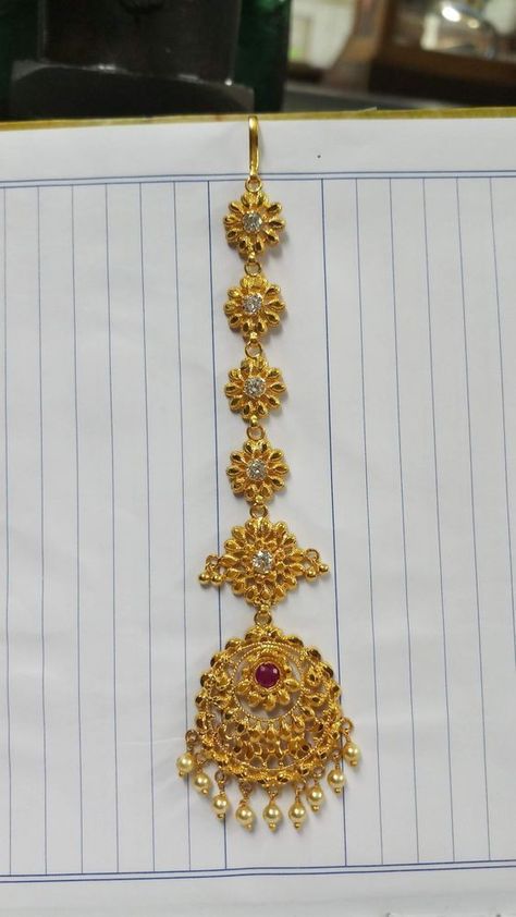 Gold Maang Tikka Designs, Borla Maang Tikka, Gold Maang Tikka, Tikka Designs, Mang Tika, Tikka Jewelry, Mang Tikka, Bridal Jewelry Sets Brides, Jewelry Kids