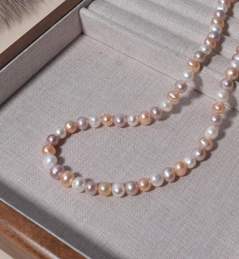 Candy-colored natural freshwater pearl necklace for women Original butterfly shell design Support one-piece dropshipping Support distribution [Product number]: XL72 Natural mixed color pearl necklace [Product material]: natural freshwater pearls all-pearl chain [Pearl size]: about 7-8mm total length about 40 cm Support customization Large quantity can be discounted #freshwaterpearl #freshwaterpearlbeads #freshwaterpearlbaroque #freshwaterpearlwholesale #freshwaterpearlloose #pearlwholesale #... Color Pearl Necklace, Shell Design, Freshwater Pearl Necklace, Freshwater Pearl Necklaces, Pearl Chain, Pearl Size, Candy Colors, Necklace For Women, Fresh Water