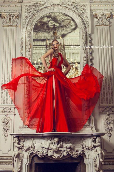 Mode Editorials, Chique Outfits, Red Gowns, Red Dress Maxi, Beauty And Fashion, Christian Lacroix, Gorgeous Gowns, Wearing Red, Elie Saab