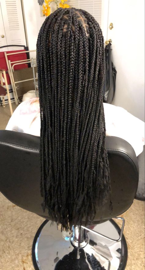 Brazilian yarn knotless braids by SilkyRoots Knotless Braids With Brazilian Wool, Brazilian Wool, Brazilian Curly Hair, Yarn Braids, Pretty Braided Hairstyles, Knotless Braids, Curly Hair, Natural Hair, Braided Hairstyles