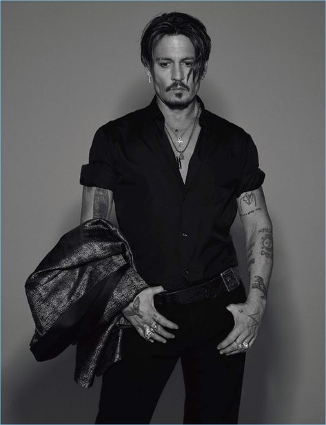 جوني ديب, Johnny Depp Style, Kaptan Jack Sparrow, Johnny Depp Fans, Johnny Depp Pictures, Here's Johnny, Johnny D, Gossip Girls, Photographie Portrait Inspiration