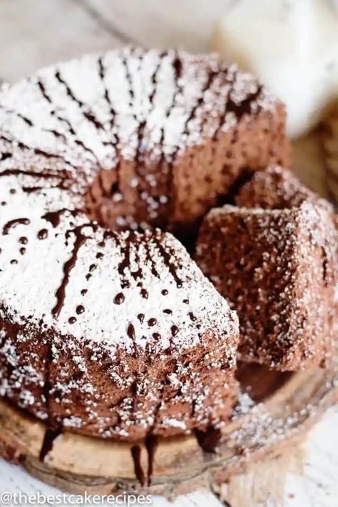 Cake Mix Recipes Chocolate, Chocolate Angel Food Cake, Angel Food Cake Mix, Low Fat Cake, Chocolate Cake Mix Recipes, Angel Food Cake Desserts, Cake Recipe Easy, Low Fat Desserts, Angel Food Cake Mix Recipes