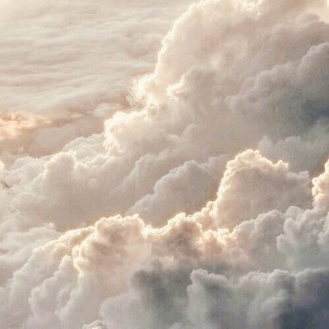 White Clouds Aesthetic, Naerys Targaryen, Angel Core Aesthetic, Angelic Aesthetic, Angelcore Aesthetic, Aphrodite Aesthetic, Clouds Aesthetic, Ethereal Aesthetic, Angel Aesthetic