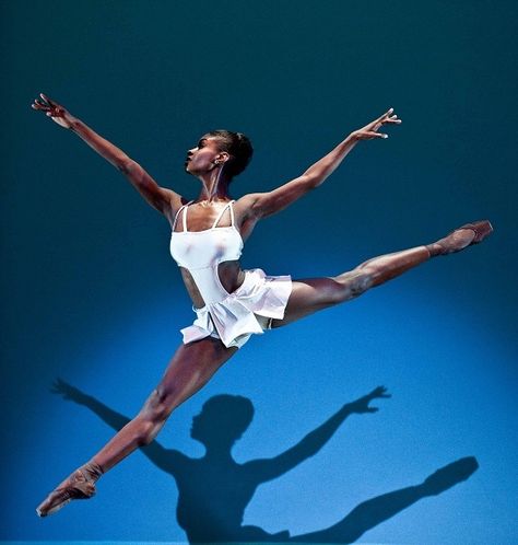 Ashley Murphy, Dance Design, Black Dancers, Famous Dancers, Ballet Beauty, Misty Copeland, City Ballet, Dance Movement, Dance Theater