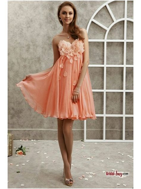 Adorable...:) Vestidos Color Melon, Flower Petal Dress, Peach Prom Dresses, Coral Prom Dress, Color Melon, Junior Formal Dresses, Short Graduation Dresses, Chiffon Dress Short, Mini Homecoming Dresses