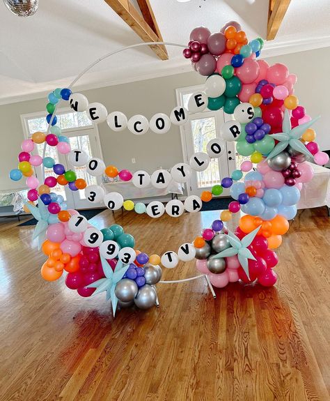 Eras Tour Party Ideas Decor, Taylor Swift Trunk Or Treat Ideas, Taylor Swift Pool Party Ideas, Eras Theme Party, Swiftie Party Ideas, Eras Birthday Party Ideas, Festa Taylor Swift, Eras Tour Party Ideas, Taylor Swift Eras Birthday Party