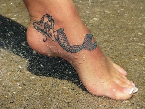 People With Tattoos, Mermaid Beautiful, Tattoo Mermaid, Mermaid Tattoo Designs, Mermaid Tattoo, Mermaid Tattoos, Tattoo Designs For Girls, Cute Mermaid, Foot Tattoo