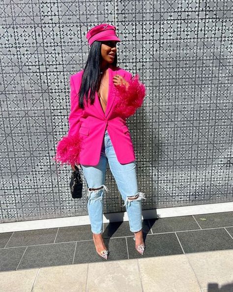 All Posts • Instagram Pink Blazer Outfit, Dump Instagram, Blazer Outfit, Dope Fashion, Pink Blazer, Brunch Outfit, Outfits With Hats, Curvy Girl Outfits, Blazer Outfits