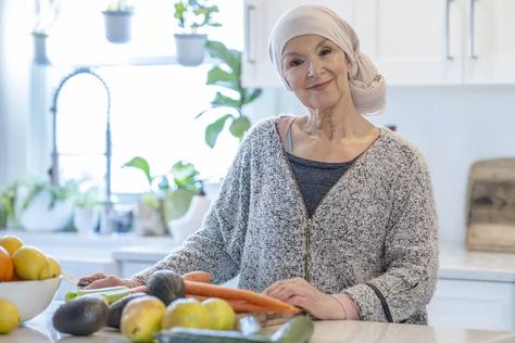 The Best Foods to Support Your Immune System During Chemo | livestrong Chemo Meals Healthy Recipes, Chemo Diet, Nutrition Shakes, Good Nutrition, Nutritious Diet, Nutritional Deficiencies, Well Balanced Diet, Healthy Oils, Recipe For Mom