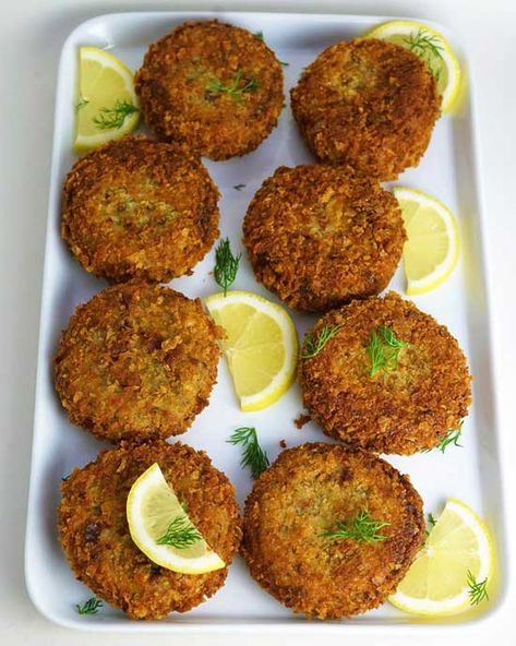 Fresh Sardine Recipes Fish, Sardine Cakes Recipe, Sardine Fish Cakes, Sardine Fritters Recipe, Sardine Quiche, Pilchards Fish Cakes Recipe, Sardine Recipes Canned Easy, Recipes With Sardines, Tinned Sardine Recipes