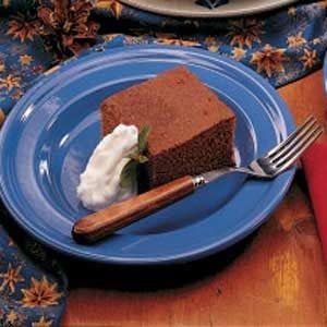 Hot Water Gingerbread German Appetizers, Gingerbread Recipes, South Haven Michigan, Berry Dessert Recipes, Snack Cakes, German Desserts, Fast Food Items, Berry Dessert, Budget Recipes