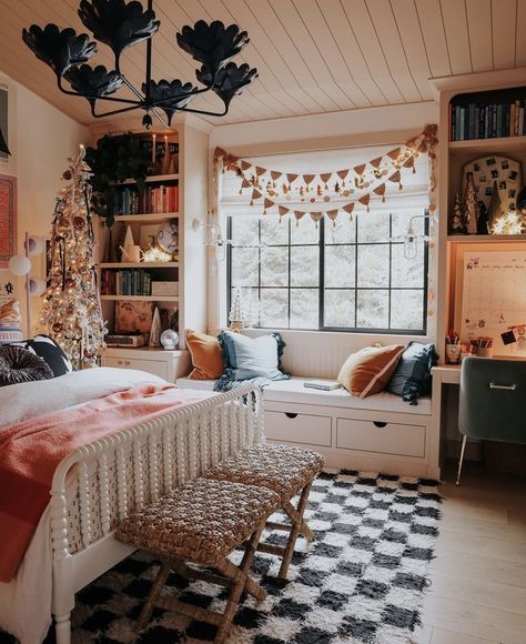 Kid Rooms, Eclectic Bedroom, Room Makeover Bedroom, Big Girl Rooms, Cute Room Decor, Apartment Inspiration, Eclectic Home, Room Ideas Bedroom, Guest Bedrooms