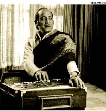 Mehdi Hassan, Weekend Vibes, Family Time, Music Artists, The World, Music, Fictional Characters