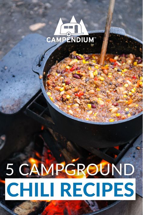 Premade Camping Meals, Dutch Oven Chili Recipe, Dutch Oven Chili, Campfire Chili, Camping Meal Planning, Dutch Oven Camping, Camping Dinners, Easy Camping Meals, Dutch Ovens