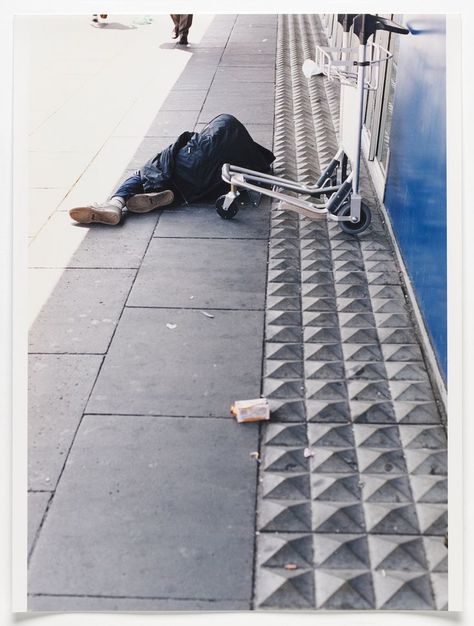 Wolfgang Tillmans anti-homeless device 2000 color chromogenic print Homeless Housing, Wolfgang Tillmans, Wolfgang Tillman, Design Fails, Homeless People, Art Society, Environmental Design, Design Strategy, Brutalism