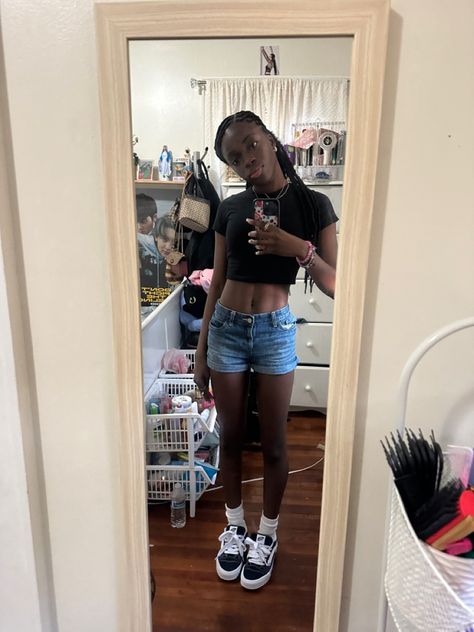 Puffy Vans Outfit, Chunky Vans Outfit Black Women, Knu Skool Vans Outfit Black Women, Chunky Vans Outfit, Cute Pants Outfits, Cute Highschool Outfits, Vans Outfit, Fly Outfit, Clueless Outfits