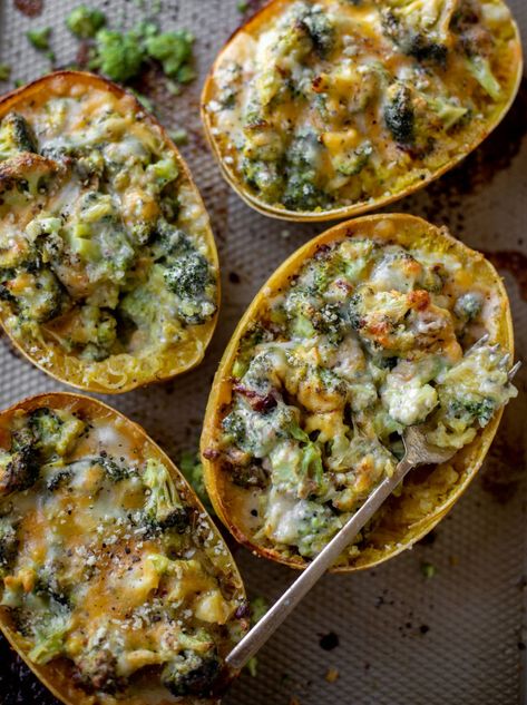 Broccoli Cheddar Spaghetti Squash - Broccoli Cheddar Spaghetti Squash Cheddar Spaghetti, Spaghetti Squash Recipes Chicken, Spaghetti Squash Recipes Vegan, Spaghetti Squash Recipes Healthy, Spaghetti Squash Recipes Easy, Stuffed Spaghetti Squash, Stuffed Squash, Spaghetti Squash Recipes, Dinner Dates