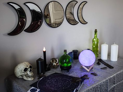 Puffy Nails, Goth Bedroom Aesthetic, Black Magic Witch, Spooky Bedroom, Room Diys, Witch Bedrooms, Stick On Mirror, Nordic Aesthetic, Witchy Room