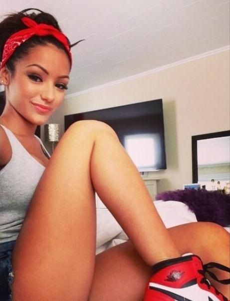 Melanie Iglesias, Chicks In Kicks, Girl Swag, Swag Style, Dope Outfits, Woman Crush, Swag Outfits, Beautiful People