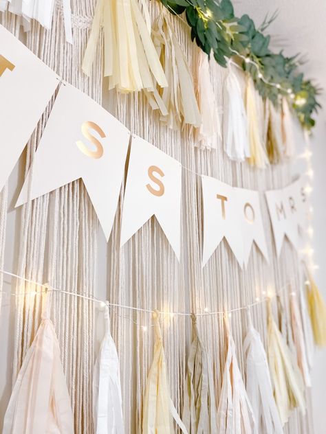 Bunting Photo Backdrop, Bridal Shower Photo Display, Bridal Shower Picture Backdrop, Bohemian Photo Backdrop, Bridal Shower Garland, Bridal Shower Photo Backdrop, Shower Photo Backdrop, Bridal Shower Photo Booth, Boho Graduation