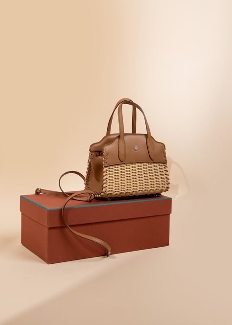 Loro Piana Micro Wicker Bag Lolo Piana, Wicker Bags, Loro Piana, Fall Collection, Personal Shopper, Hand Bag, Moon, Leather