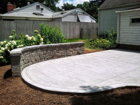 Stamped Concrete Patio with Paver Sitting Wall Stamped Concrete Patio Designs Shape, Stamped Concrete Patio With Seating Wall, Stamped Concrete Patio Shapes, Stamped Concrete Border Patio, Stamped Concrete With Border, Cement Patio, Stamped Concrete Patio, Backyard Renovations, Patio Wall