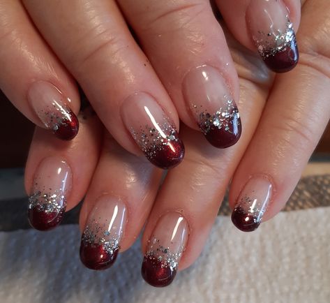 Burgundy Nails For Wedding, Silver Nail Designs For Wedding, Burgundy Nail Designs Short, Wedding Nails For Bride Burgundy, Burgundy Bridesmaid Nails, Maroon Tips On Nails, Burgundy And Silver French Tip Nails, Burgundy Nails French Tips, Burgundy Gold French Nails