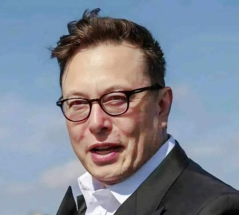 Elon Musk Profile Picture, Elon Musk Picture 2024, Elon Musk Old Pics, Elon Musk Selfie Photo 2024, Elon Musk Selfie, Elon Reeve Musk, Elon Musk Biography, Lee Min Ho Images, Elon Musk Tesla