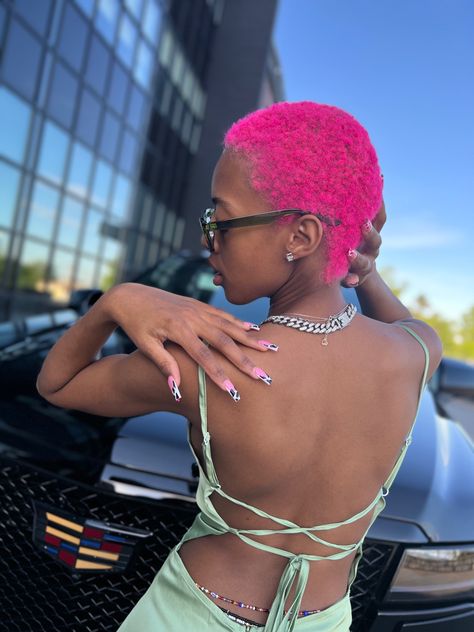 Big Chop Pink Hair, Short Pink Hair Black Women, Pink Twa, Pink Short Hair, Short Dyed Hair, Natural Hair Woman, Short Hair Designs, Short Natural Curly Hair, Shaved Hair Cuts