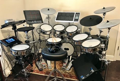 Current full kit: Roland Pads with Roland and ATV cymbals and Pearl Mimic Pro module. Roland Electronic Drums, Electric Drums, Electric Drum Set, Digital Drums, Instruments Art, Drum Sets, Acoustic Design, Electronic Drums, Custom Guitars