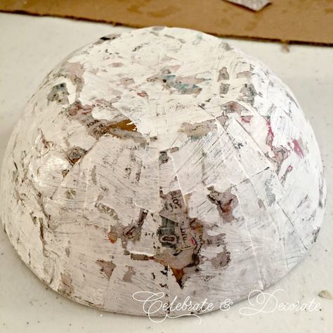 Diy Paper Mache, Paper Mache Bowl, Paper Mache Projects, Making Paper Mache, Paper Mache Bowls, Paper Towel Tubes, Diy Bowl, Paper Mache Clay, Paper Mache Sculpture