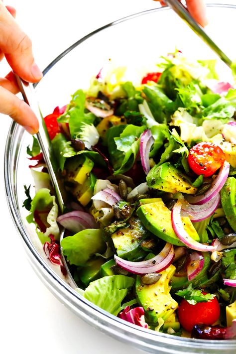 This delicious Everyday Mexican Salad recipe is quick and easy to make, totally customizable with your favorite ingredients, and it can work perfectly as a side salad or main dish! Feel free to add extra protein (chicken, steak, carnitas, shrimp, salmon, tofu, etc.), beans, cheese, or veggies if you would like! | gimmesomeoven.com #salad #mexican #healthy #side #avocado #vegetarian #vegan #glutenfree #dinner #mealprep Mexican Entrees, Mexican Salad Recipes, Mexican Salad, Mexican Salads, Side Salad Recipes, Resep Salad, Extra Protein, Mexican Dinner, Salad Pasta