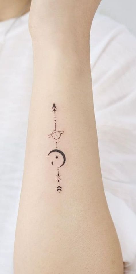 Arrow Tattoos: Meanings, Tattoo Designs & Ideas Tattoo Designs For Sagittarius, Tattoo Design For Sagittarius, Arrow Star Tattoo, Aesthetic Arrow Tattoos, Back Arrow Tattoo, Tricep Arrow Tattoo, Women Growing Tattoo, Sagittarius Tattoo Designs For Women Arm, Arrow And Stars Tattoo