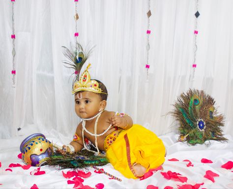 Baby photshoot at home Krishna Photoshoot Baby At Home, Janmashtami Theme Baby Photoshoot, Krishna Astami Photos Decoration, Kanha Baby Photoshoot, Janmastmi Baby Photoshoot, Krishnastami Baby Photoshoot, Krishna Theme Baby Photoshoot, Janmashtami Baby Photoshoot, Janmashtami Photoshoot