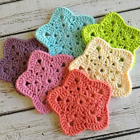 Ravelry: IslandStyleCro's Granny Star Coaster N Motif Crochet Granny Square Free Pattern, Star Granny Square, Granny Star, Flower Design Ideas, Motif Crochet Pattern, Granny Square Free Pattern, Crocheted Coasters, Easy Beginner Crochet Patterns, Crochet Coaster Pattern